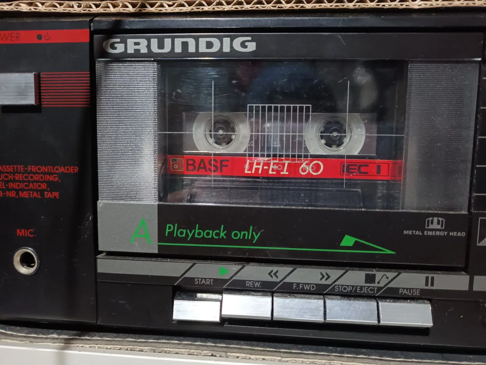 Deck Grundig