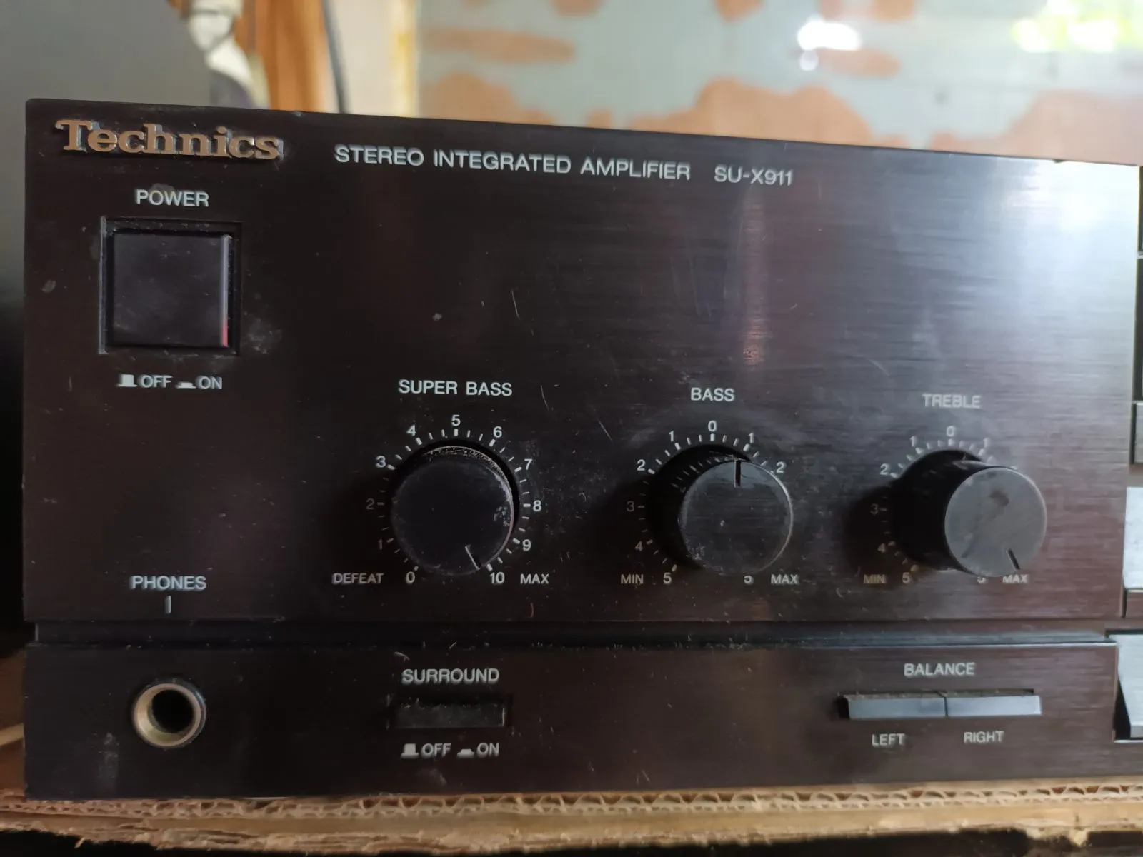 Amplificator Technics